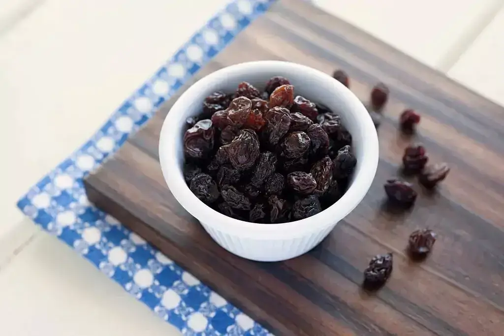 a-perfect-blend-of-sweetness-and-warmth-by-raisin